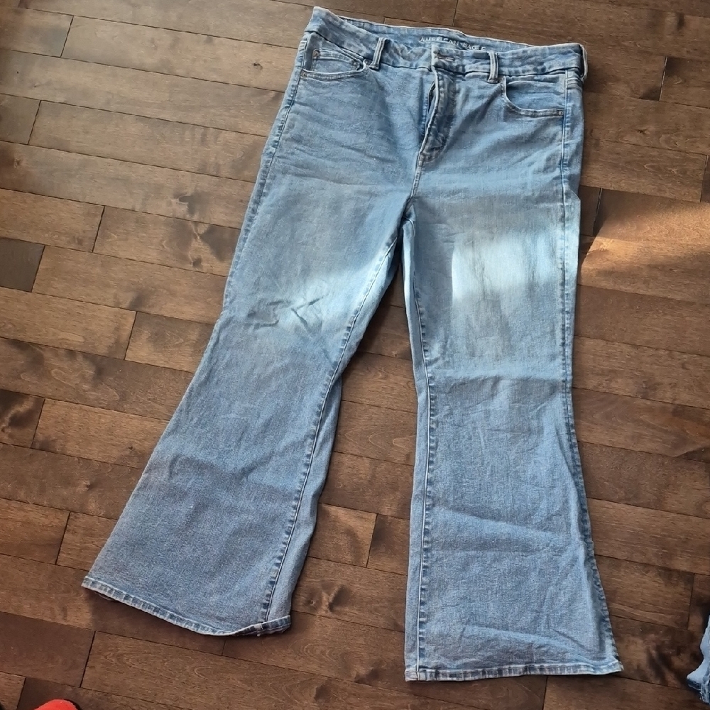 American Eagle Outfitters Light Blue Flare Jeans 16 Short